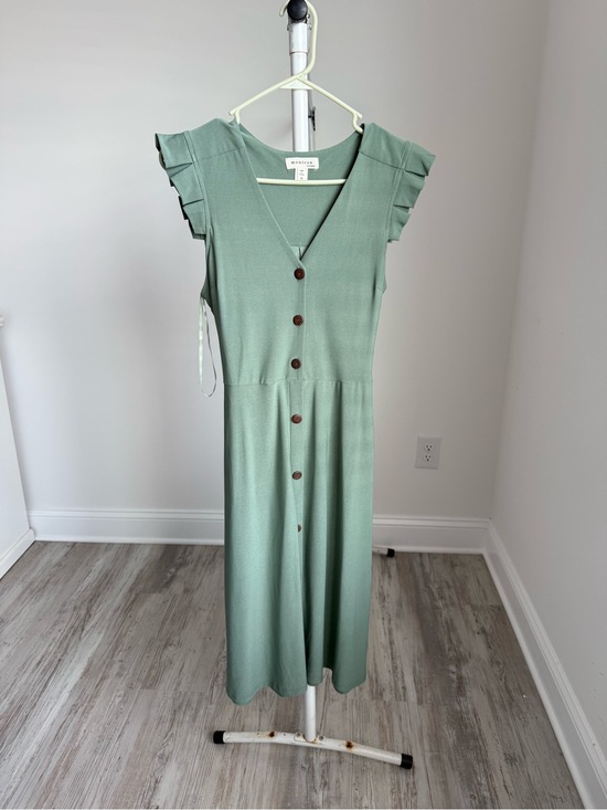 Monteau Dresses & Skirts - Monteau Sage Green Button-Front Midi Dress